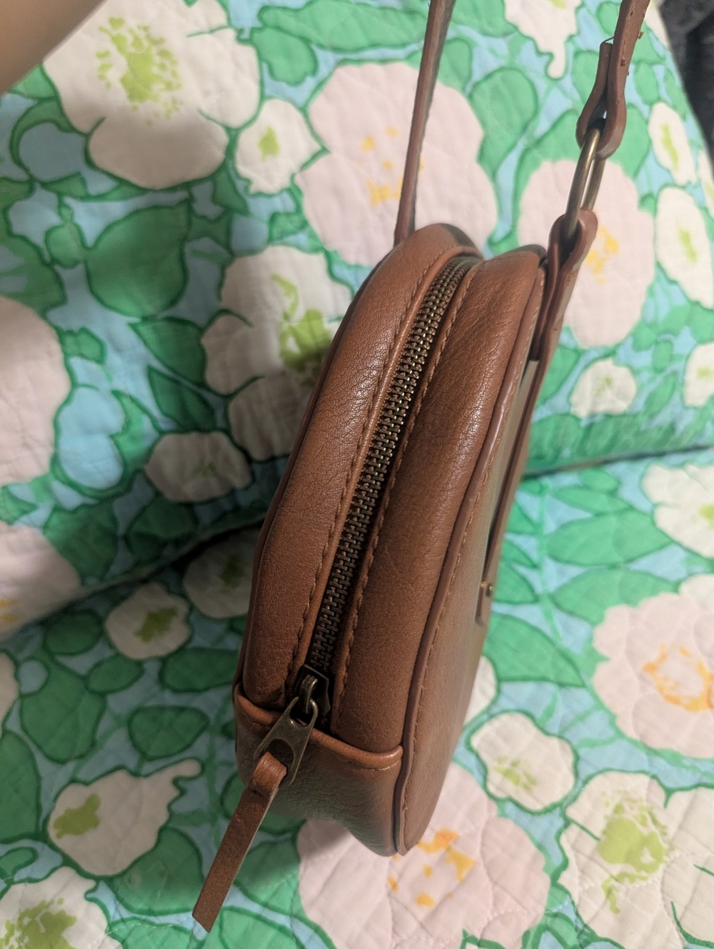 Universal Thread Circle Handbag - Picture 2 of 4